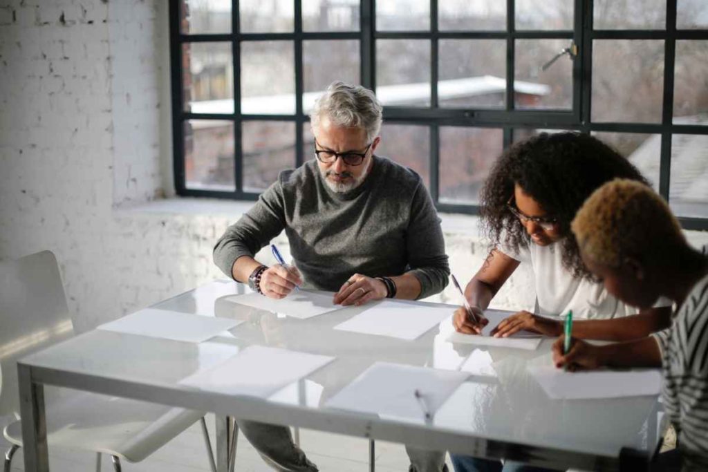 new hub for startups - Point 2 Note