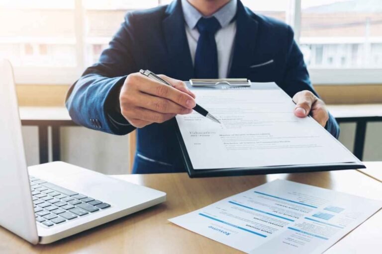 Indian IT sector to onboard more freshers than lateral hires
